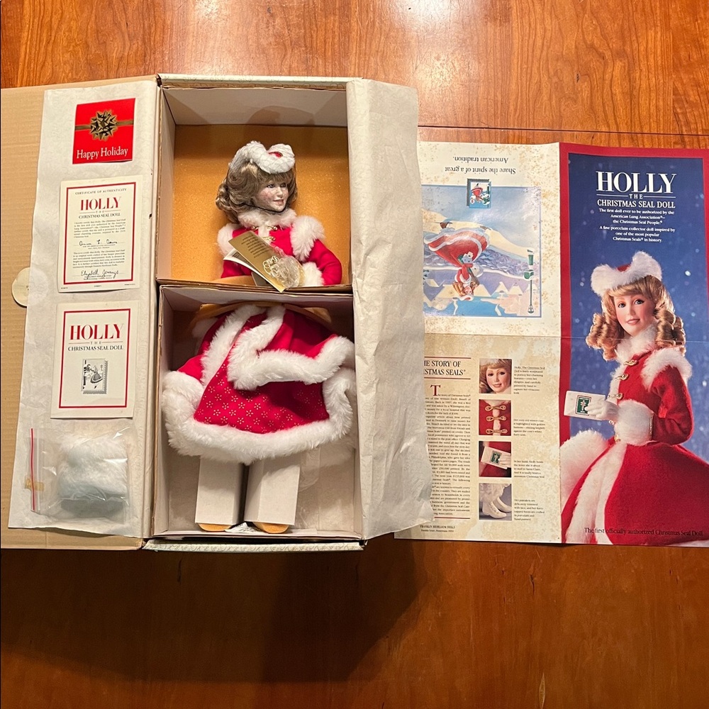 NWT Franklin Heirlooms Vintage 1989 Holly The Christmas Seal Porcelain Doll.